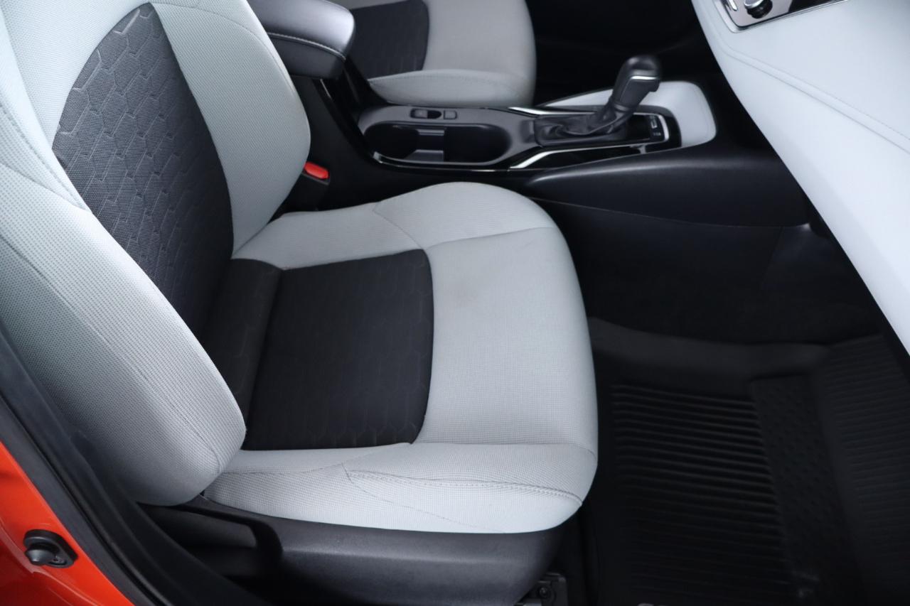 Toyota Corolla Hatchback SE CVT (Natl) 2023