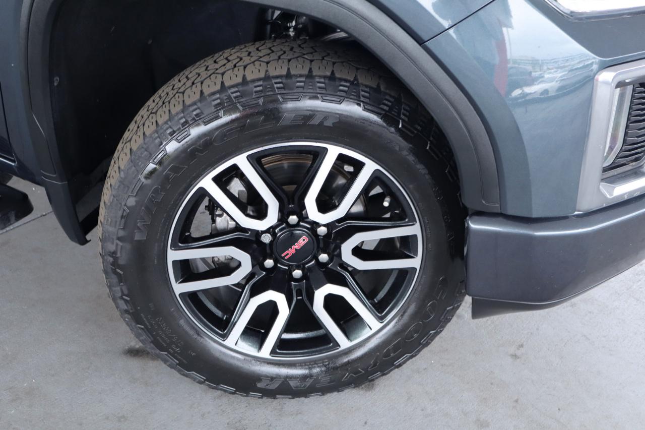 GMC Sierra 1500 4WD Crew Cab 147" AT4 2021