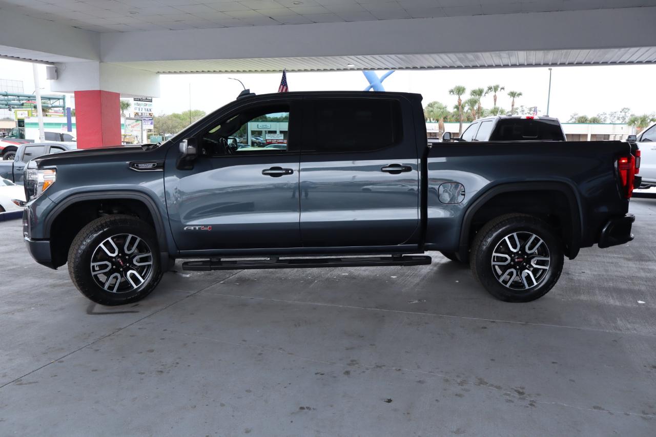 GMC Sierra 1500 4WD Crew Cab 147" AT4 2021