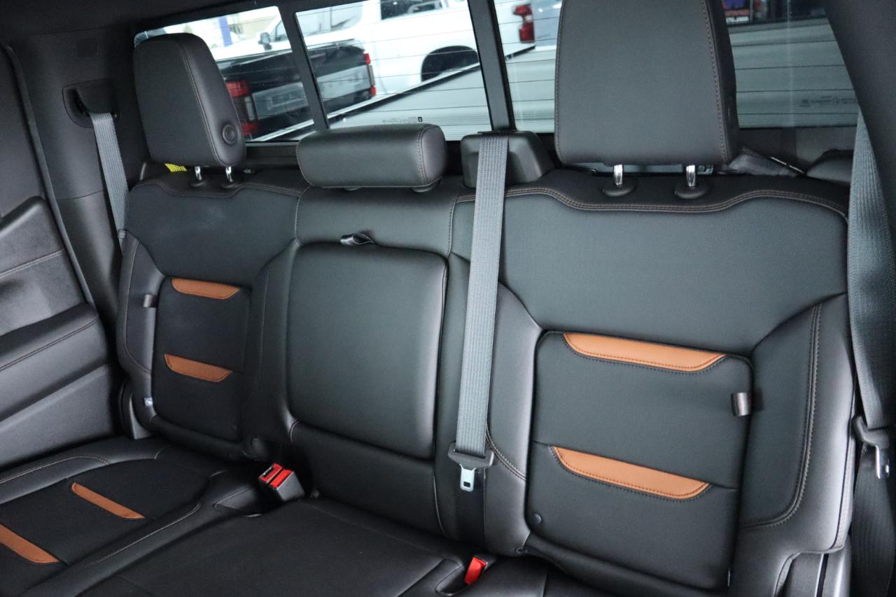 GMC Sierra 1500 4WD Crew Cab 147" AT4 2021