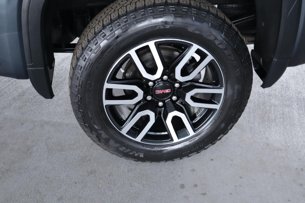 GMC Sierra 1500 4WD Crew Cab 147" AT4 2021