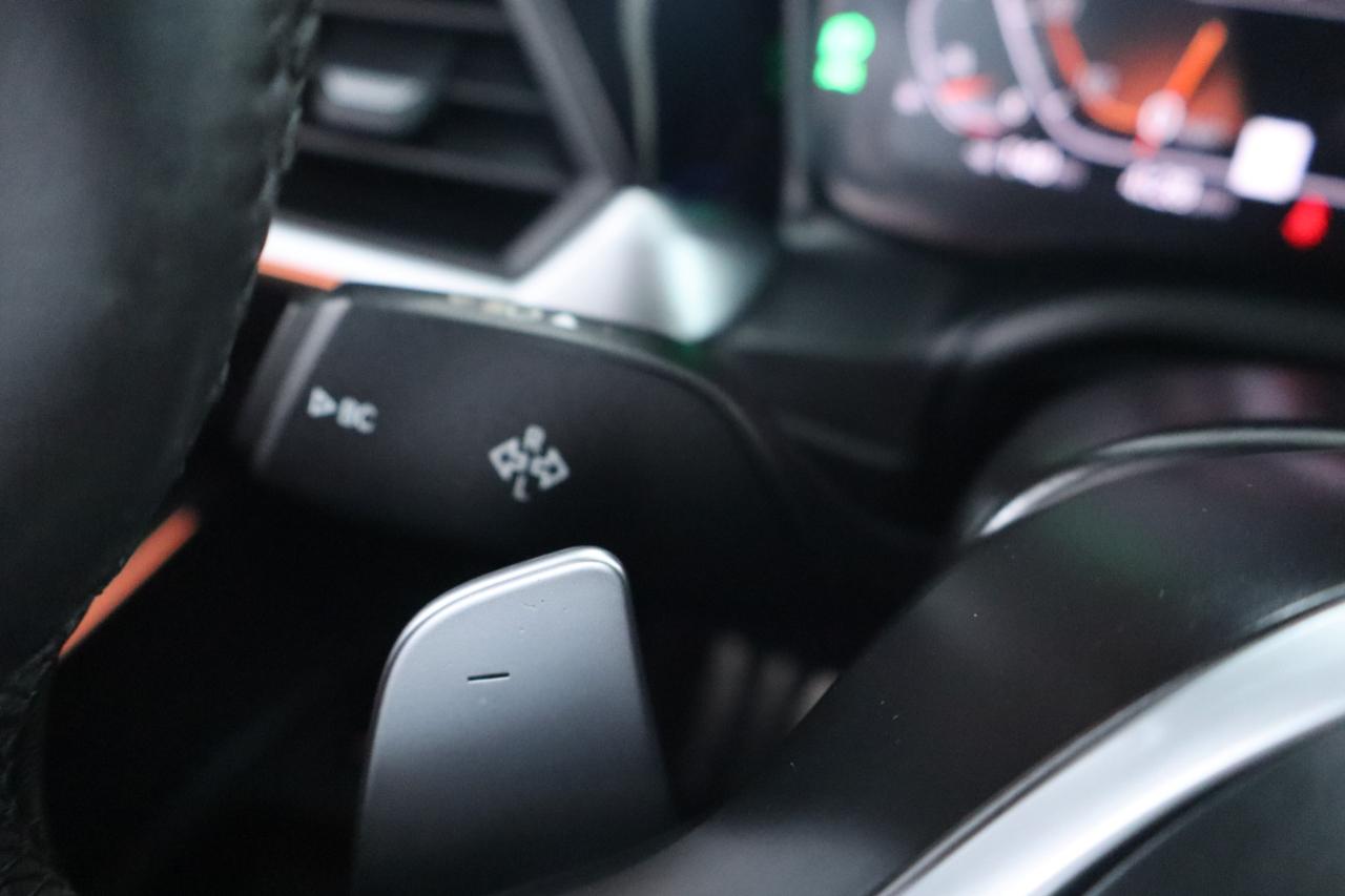 BMW 3 Series 330i Sedan North America 2020