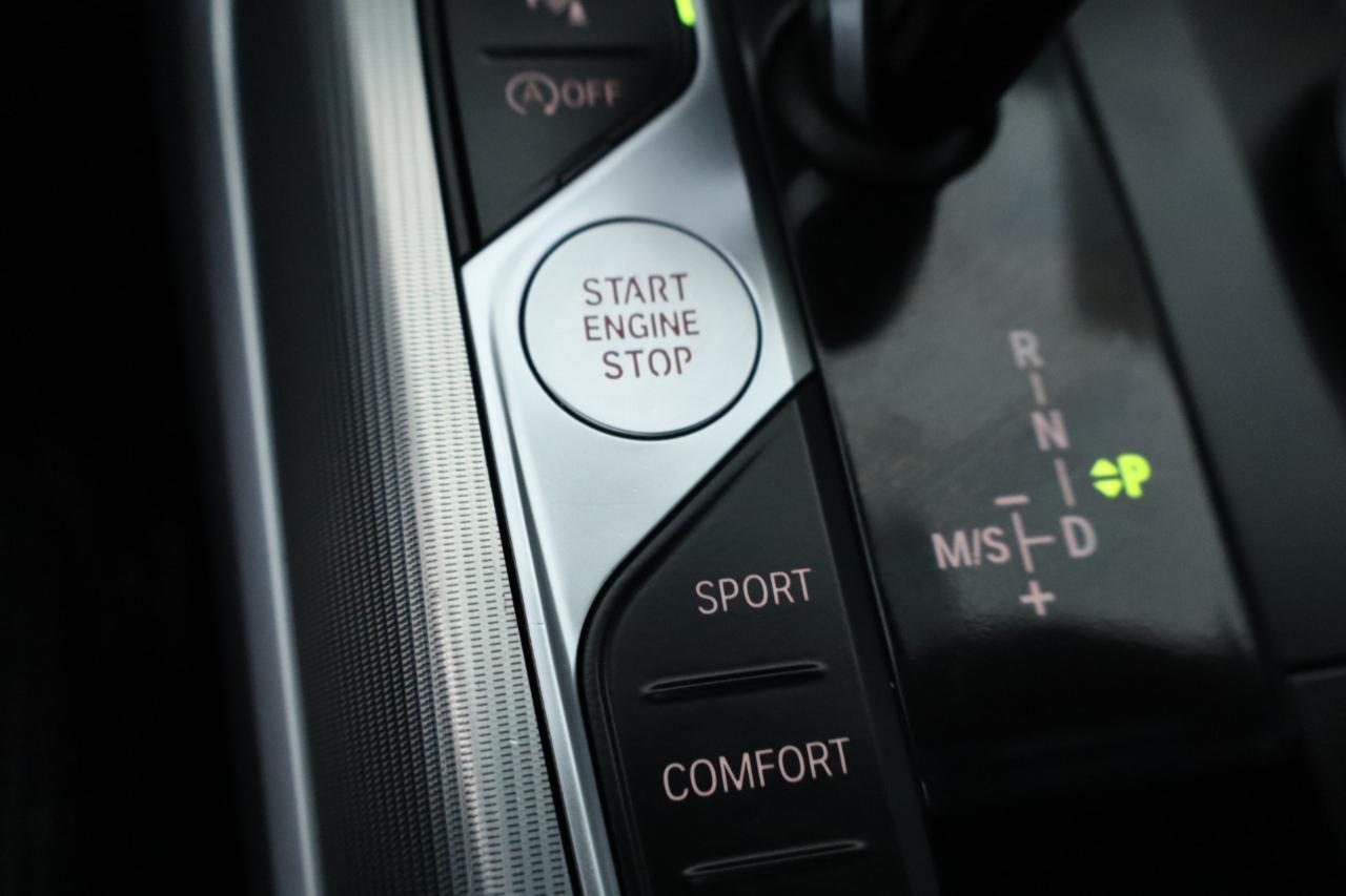 BMW 3 Series 330i Sedan North America 2020