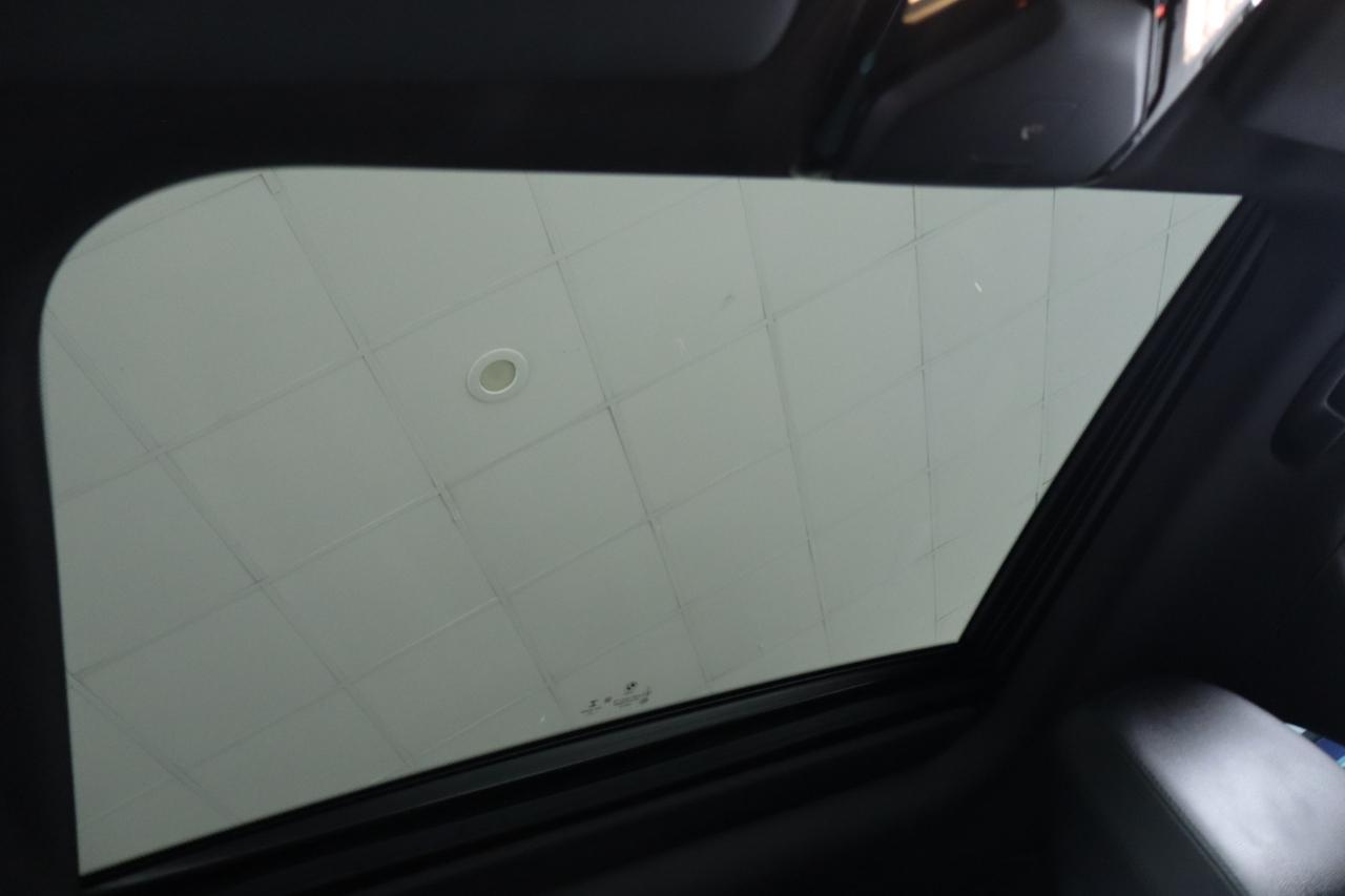 BMW 3 Series 330i Sedan North America 2020