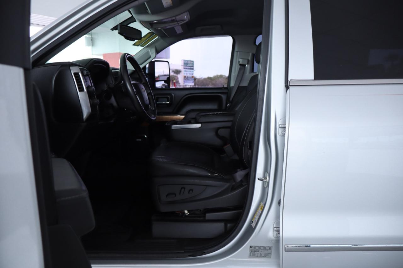 Chevrolet Silverado 1500 4WD Crew Cab 143.5" LTZ w/1LZ 2016