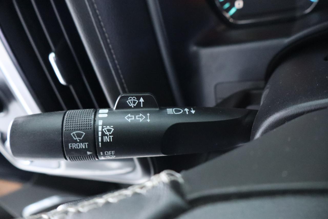 Chevrolet Silverado 1500 4WD Crew Cab 143.5" LTZ w/1LZ 2016