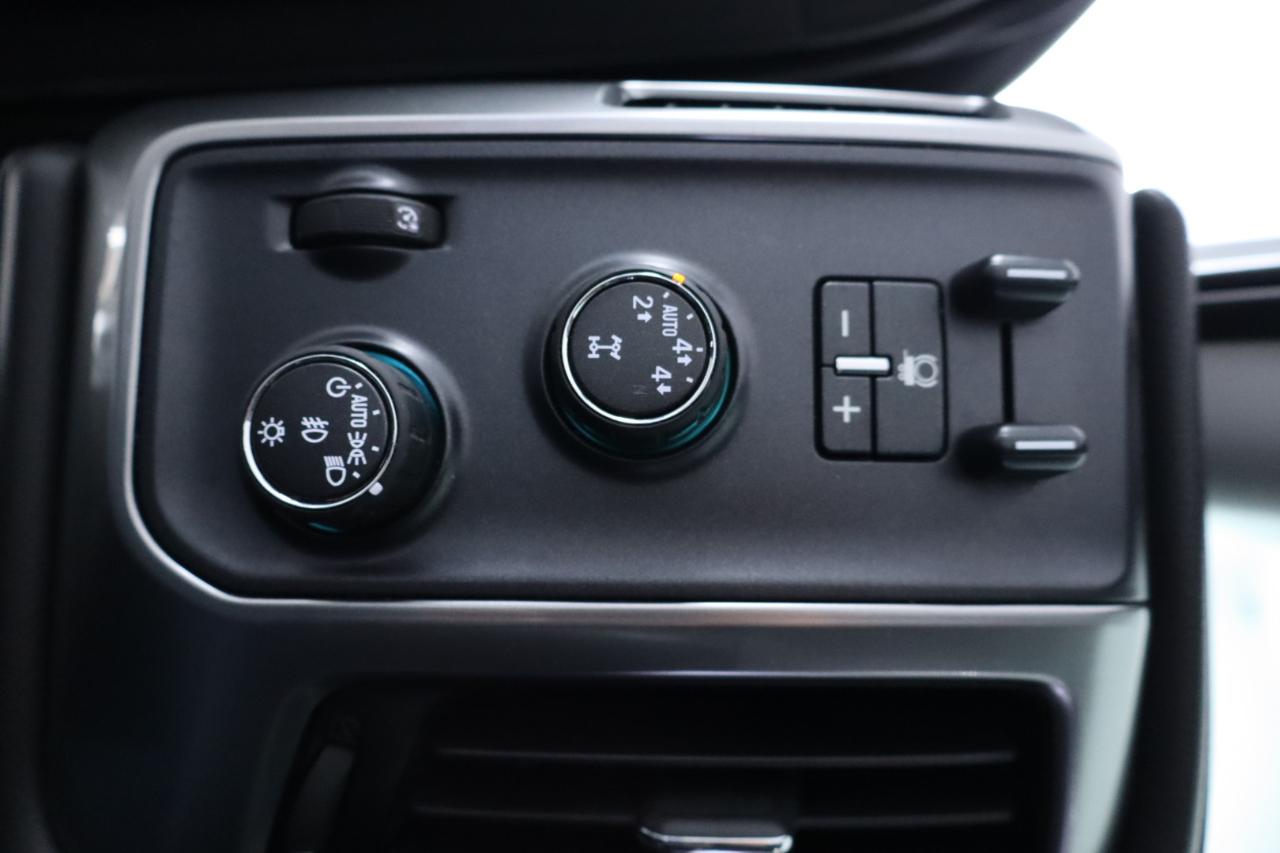 Chevrolet Silverado 1500 4WD Crew Cab 143.5" LTZ w/1LZ 2016