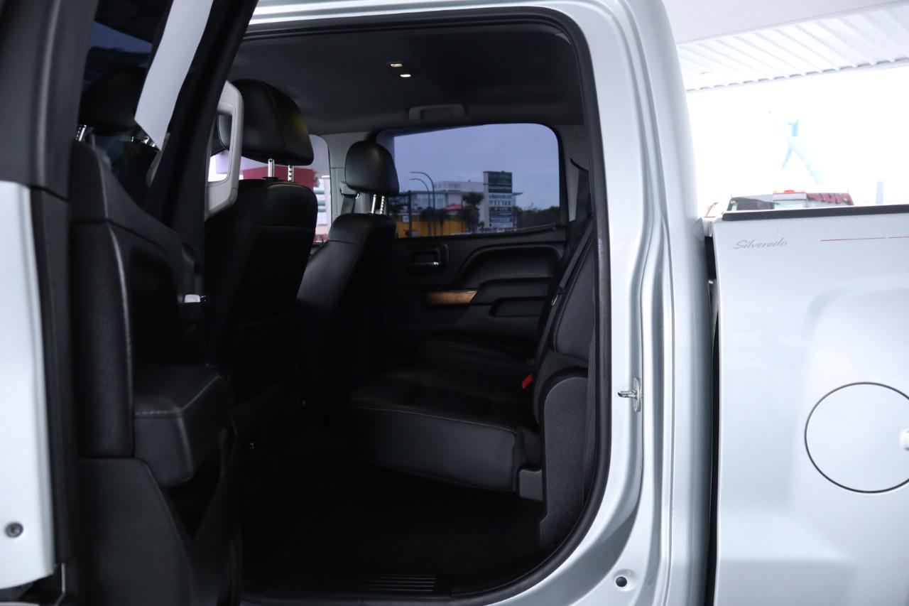 Chevrolet Silverado 1500 4WD Crew Cab 143.5" LTZ w/1LZ 2016