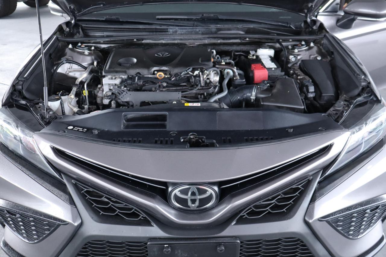 Toyota Camry SE Auto (Natl) 2022