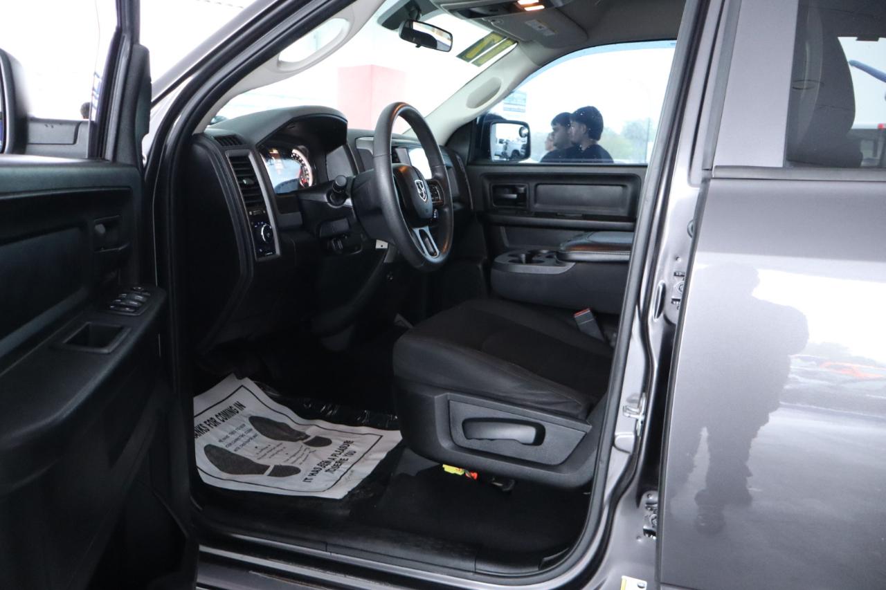 RAM 1500 Classic Tradesman Regular Cab SWB 4WD 2019
