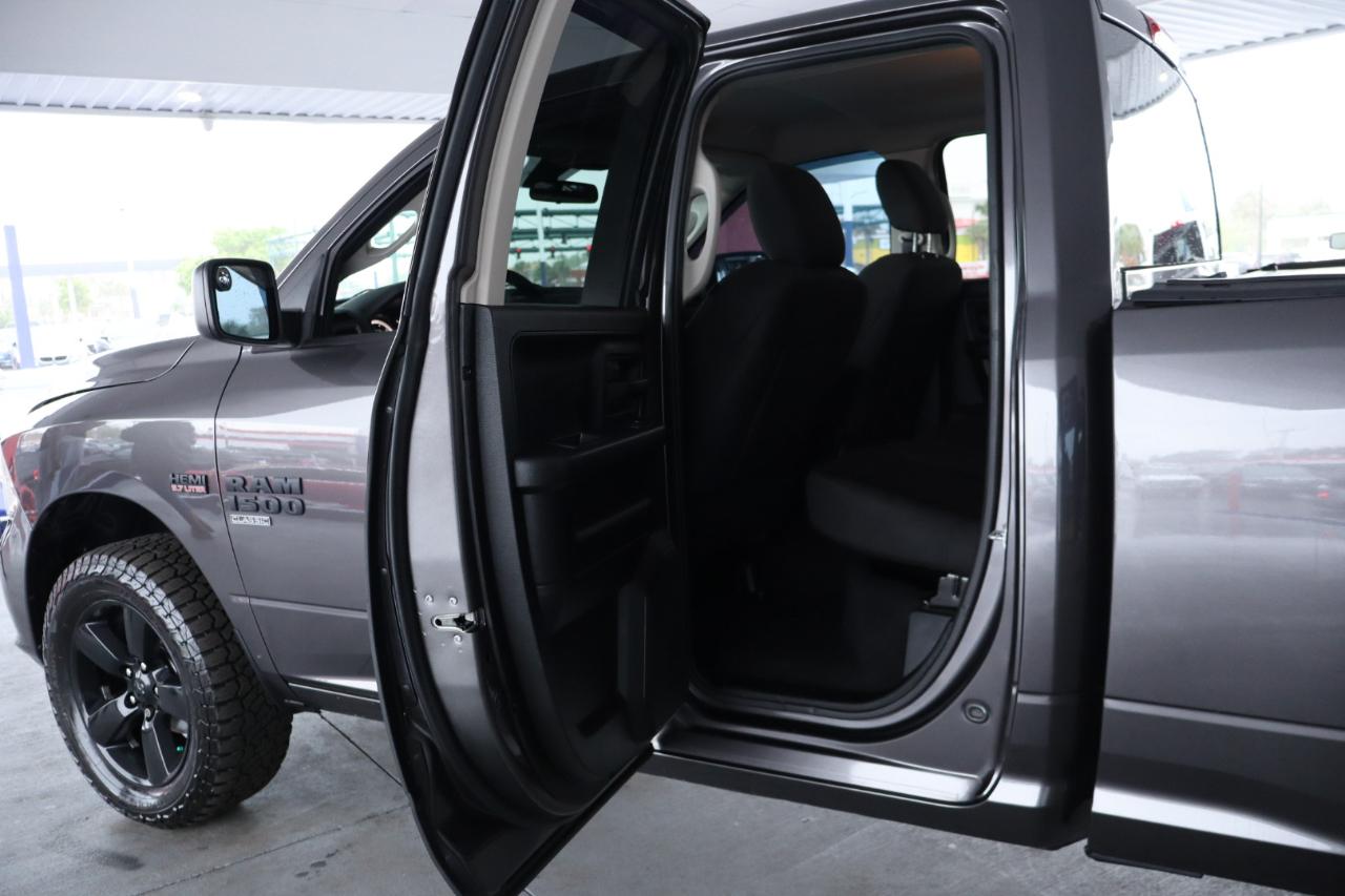 RAM 1500 Classic Tradesman Regular Cab SWB 4WD 2019