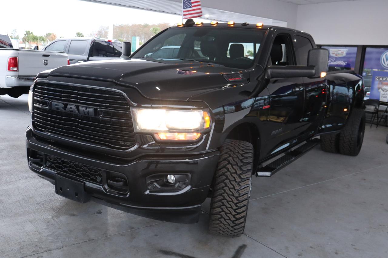 RAM 3500 Big Horn 4x4 Crew Cab 8' Box 2020