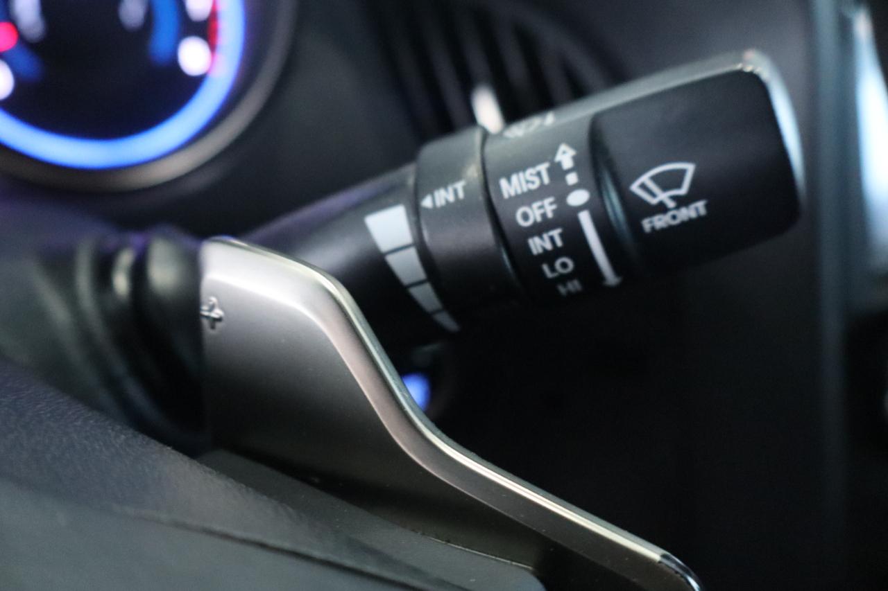 Hyundai Genesis Coupe 2dr 3.8L Auto Base w/Black Seats 2016