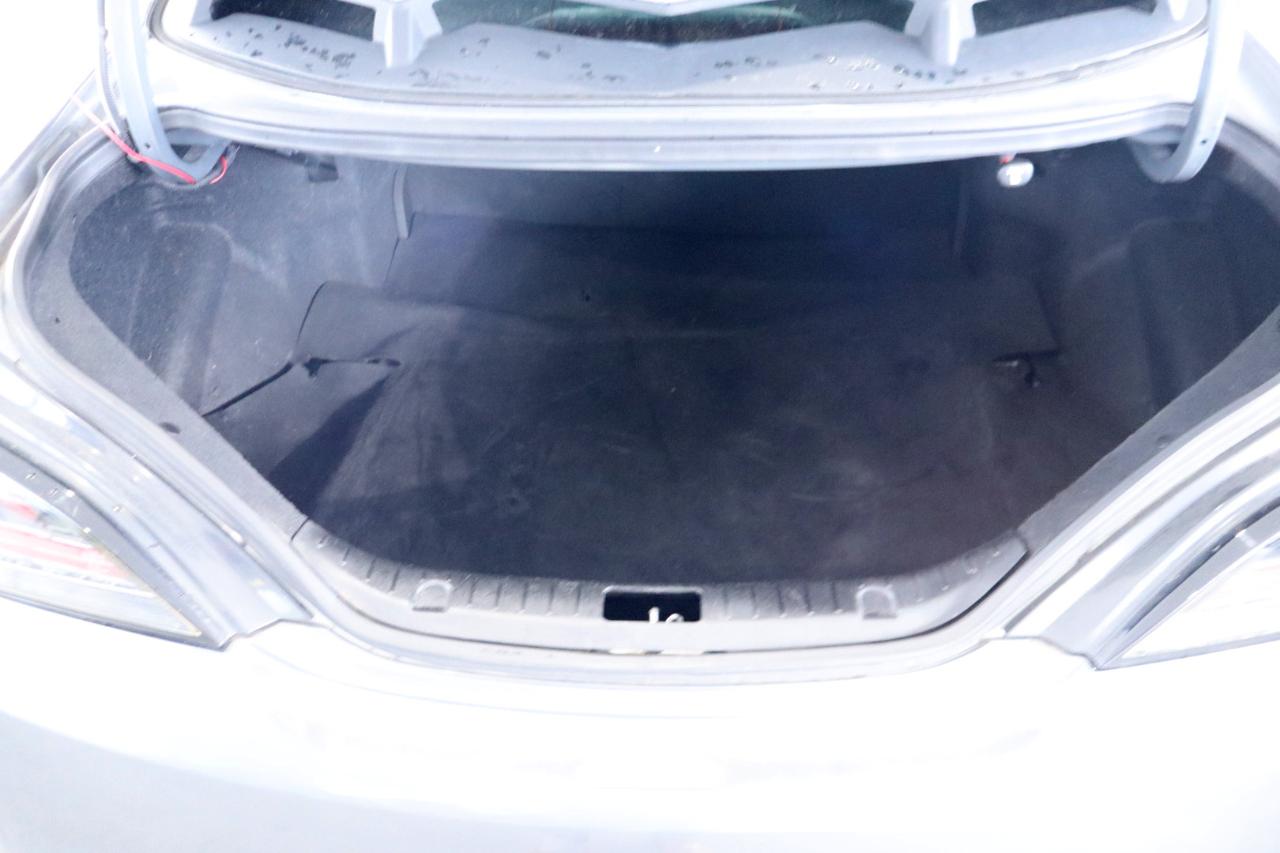 Hyundai Genesis Coupe 2dr 3.8L Auto Base w/Black Seats 2016