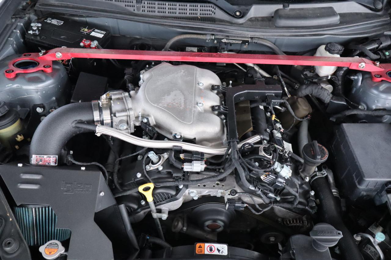 Hyundai Genesis Coupe 2dr 3.8L Auto Base w/Black Seats 2016