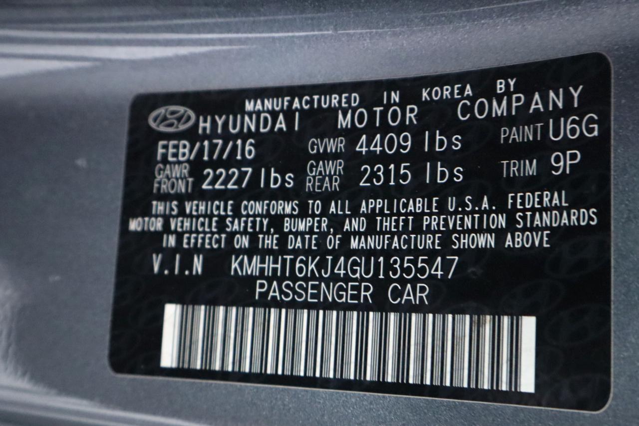 Hyundai Genesis Coupe 2dr 3.8L Auto Base w/Black Seats 2016