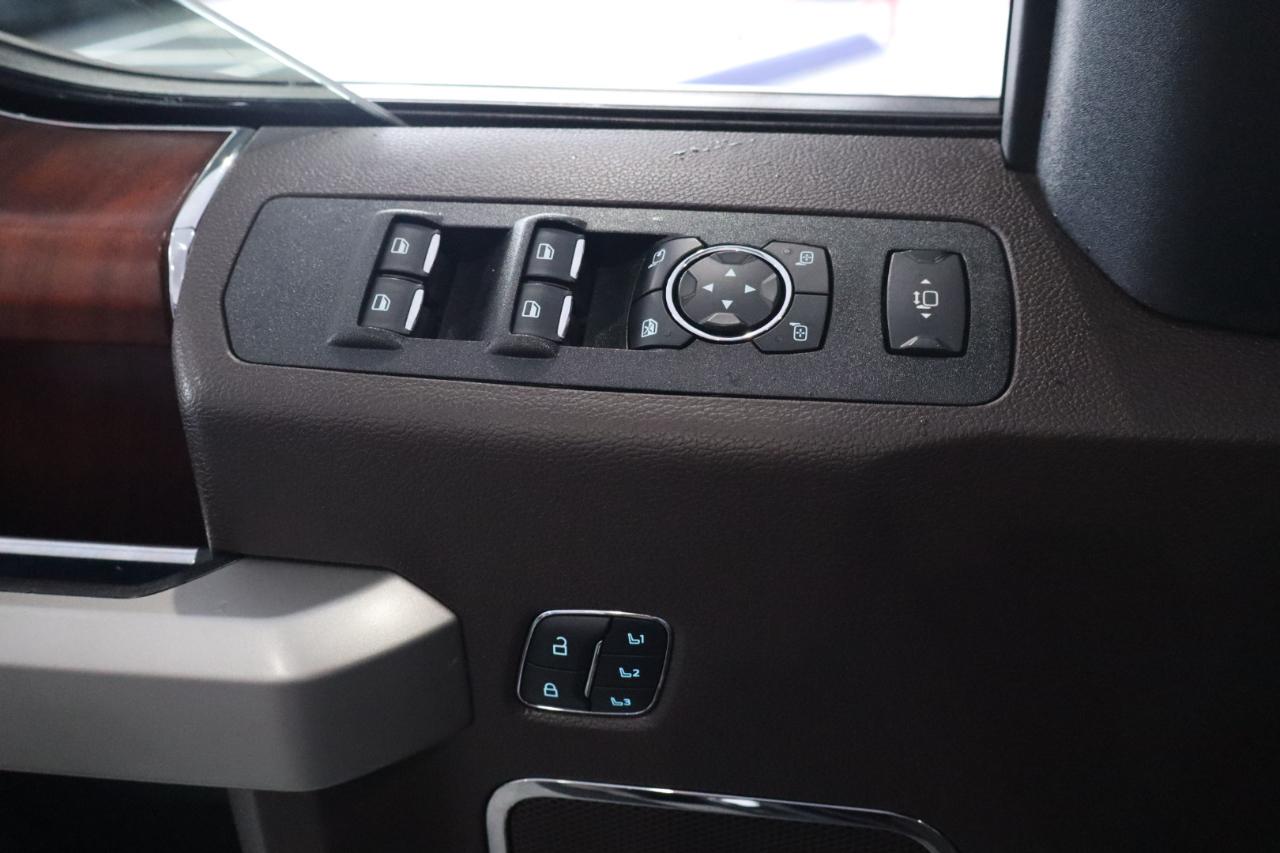 Ford Super Duty F-350 DRW King Ranch 4WD Crew Cab 8' Box 2020