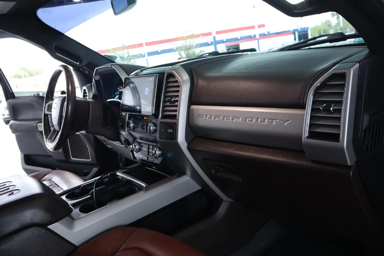 Ford Super Duty F-350 DRW King Ranch 4WD Crew Cab 8' Box 2020
