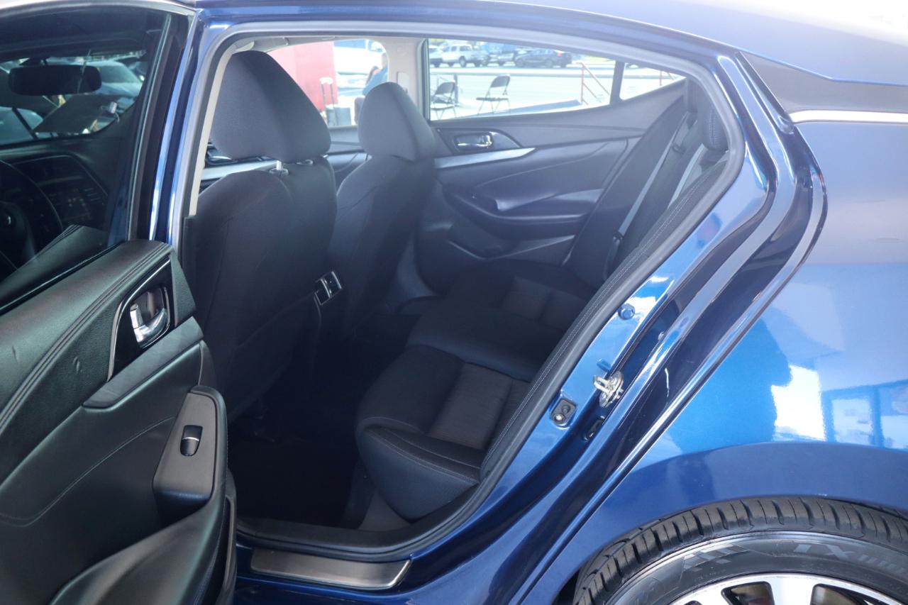 Nissan Maxima 4dr Sdn 3.5 S 2016