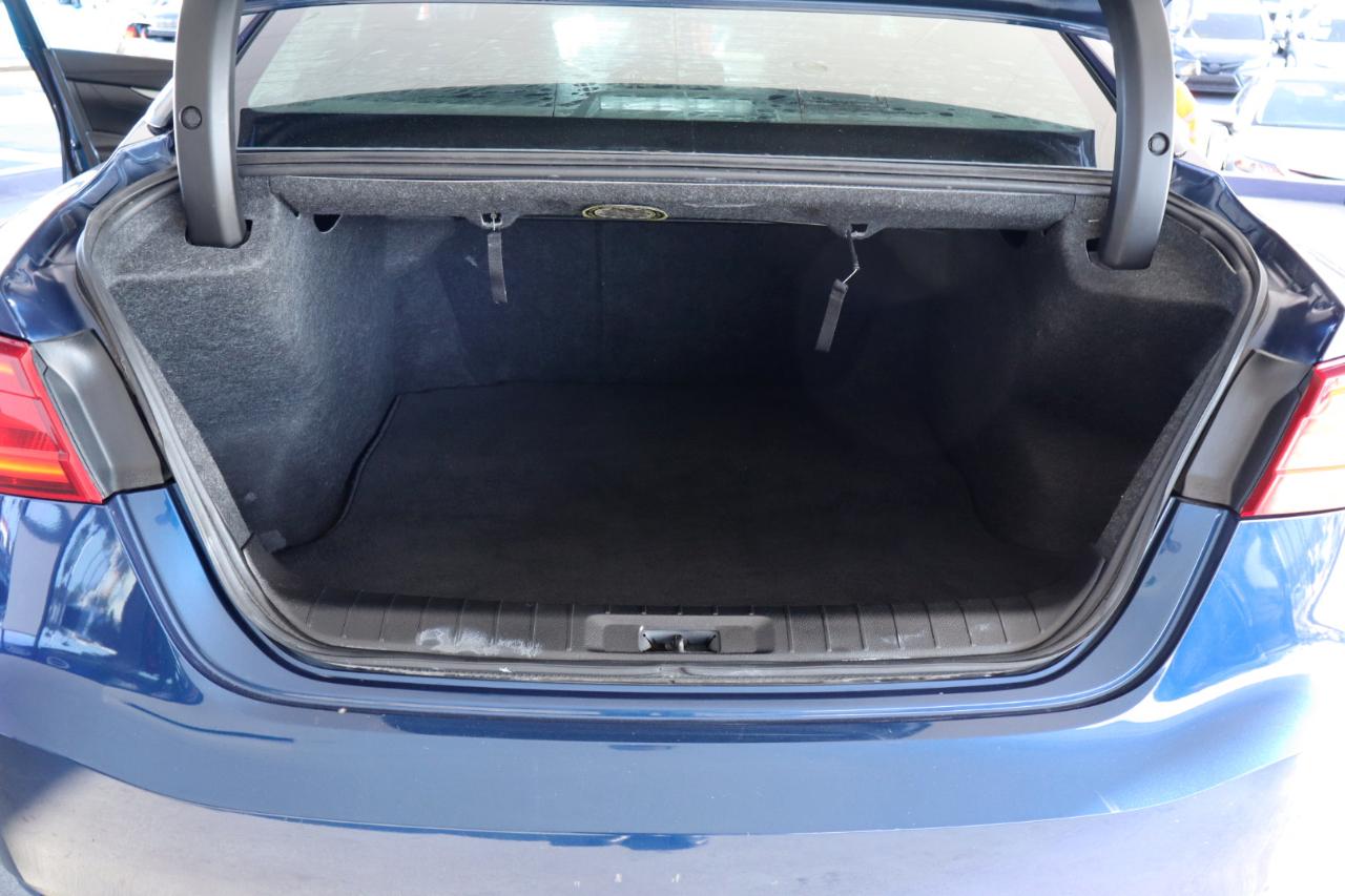 Nissan Maxima 4dr Sdn 3.5 S 2016