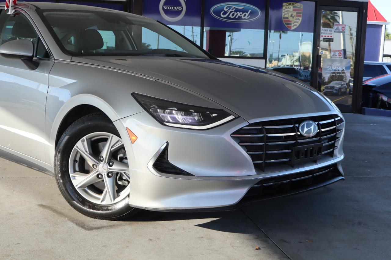 Hyundai Sonata SE 2.5L 2021