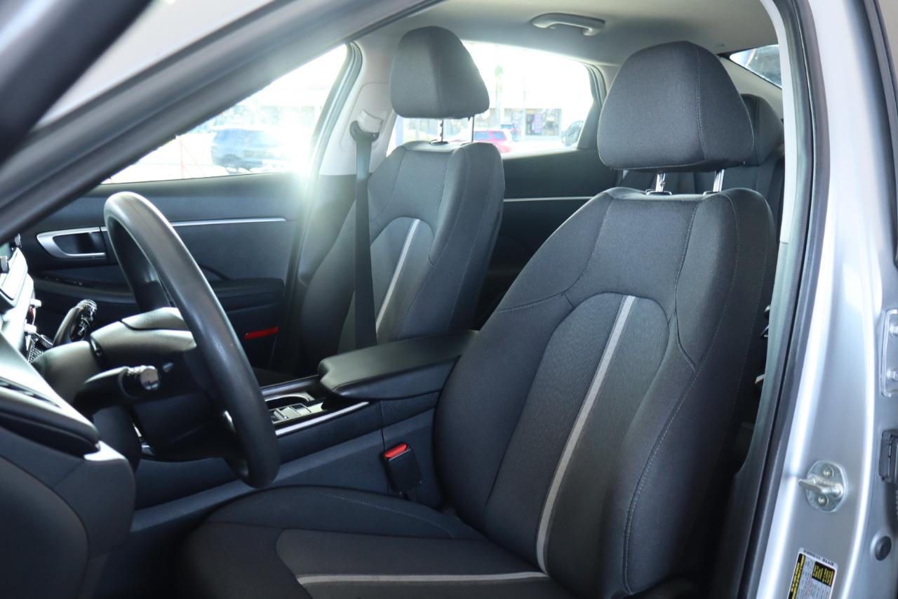 Hyundai Sonata SE 2.5L 2021