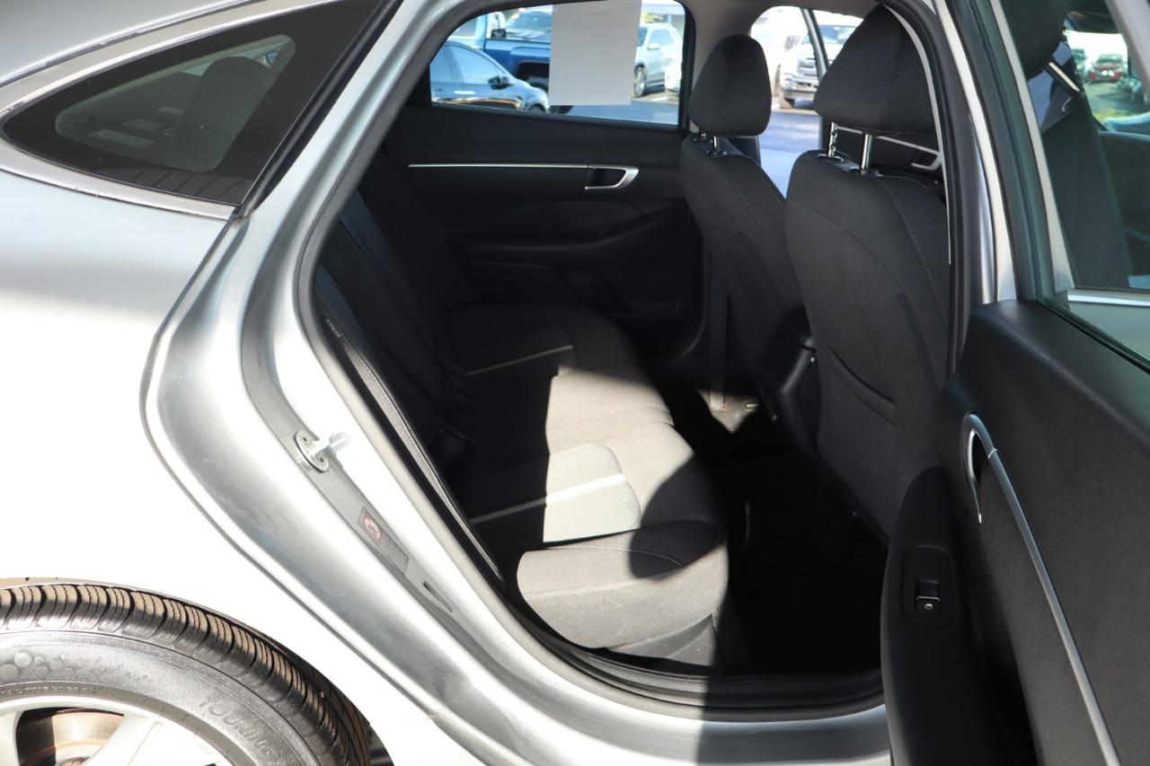 Hyundai Sonata SE 2.5L 2021