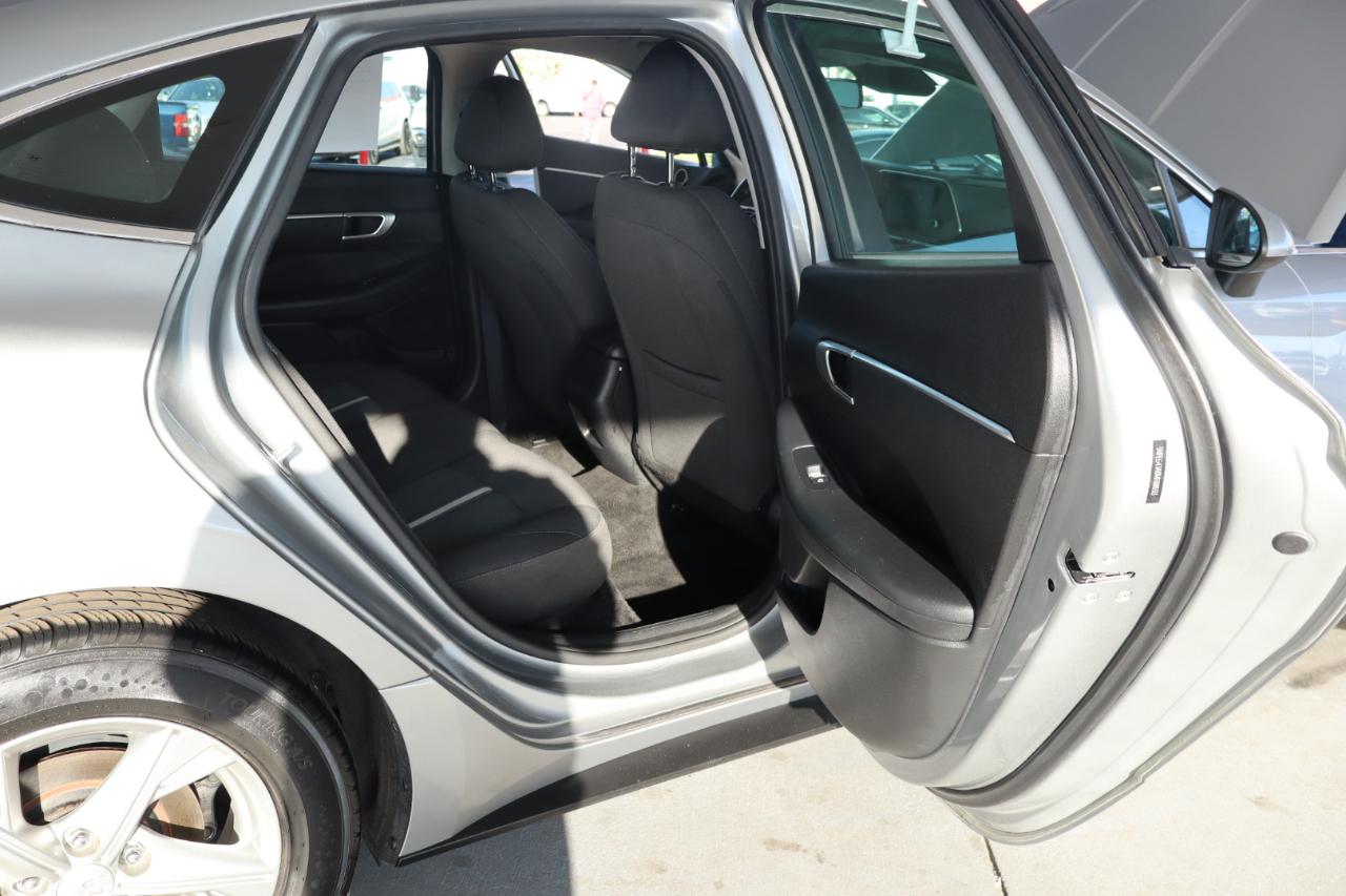 Hyundai Sonata SE 2.5L 2021