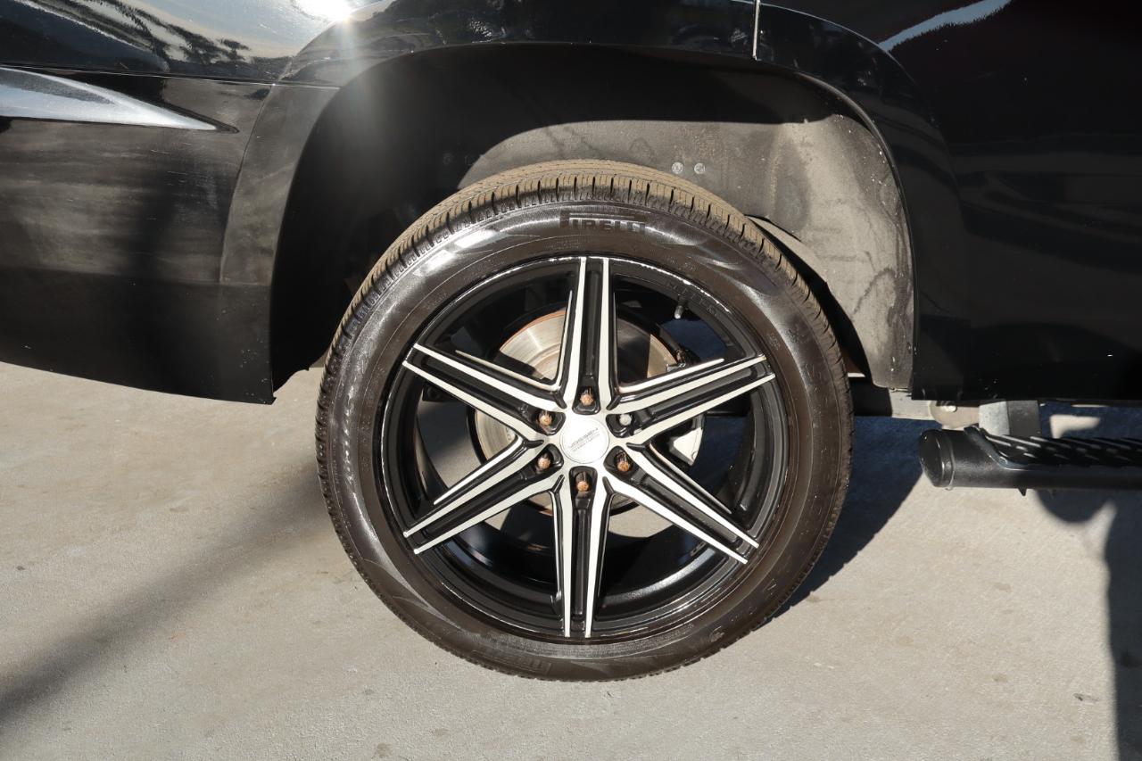 Chevrolet Tahoe 2WD 4dr LS 2020