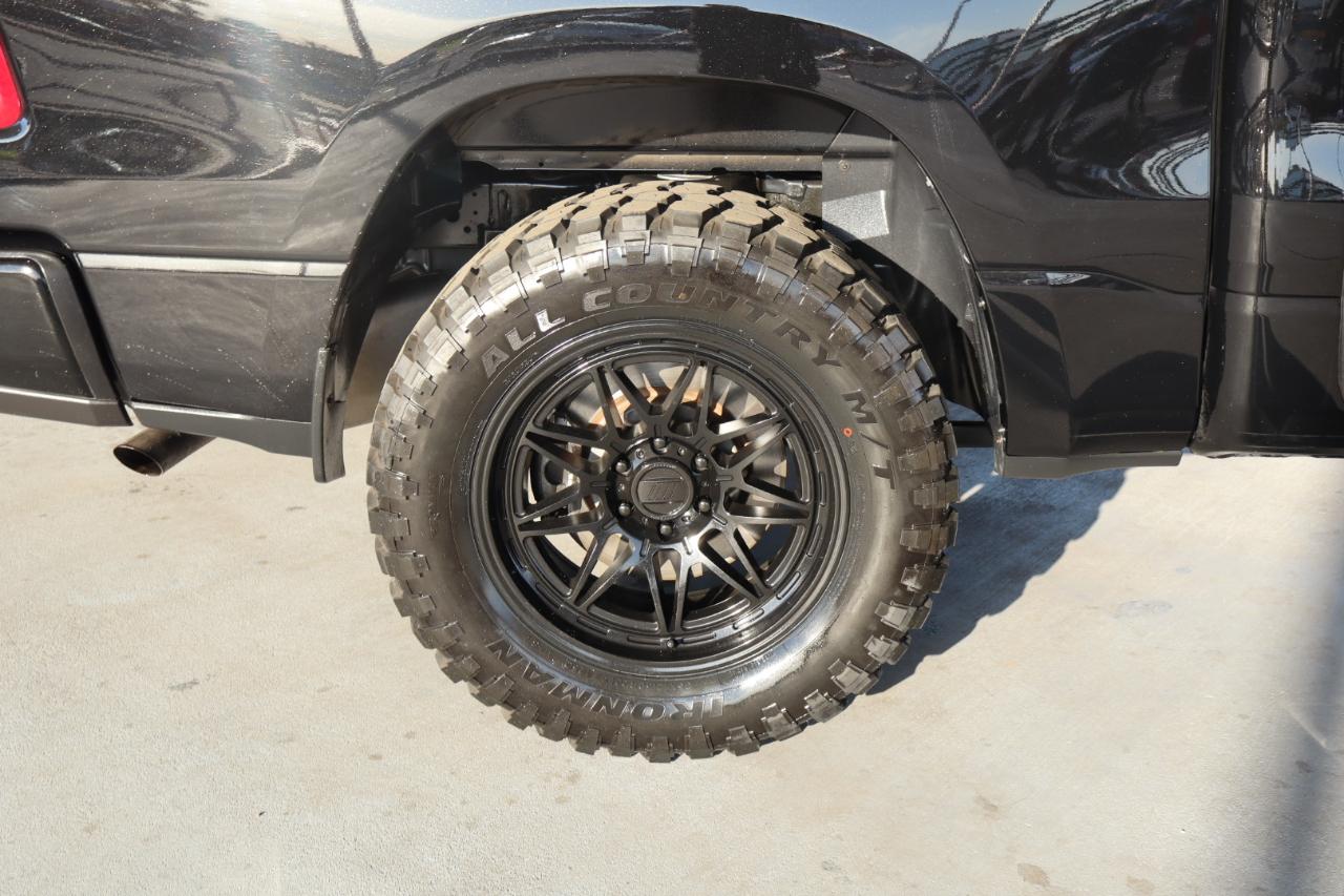 RAM 1500 Big Horn 4x2 Crew Cab 5'7" Box 2021