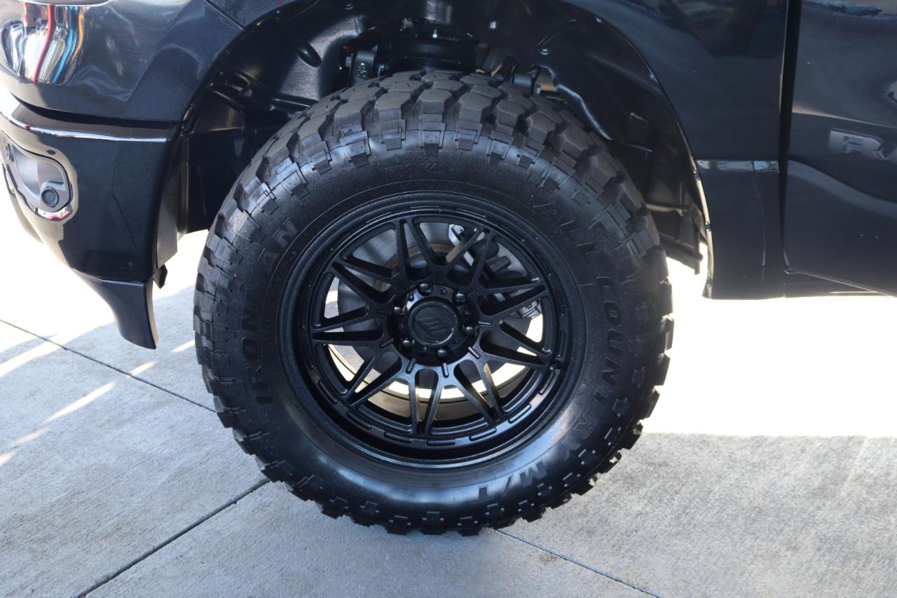 RAM 1500 Big Horn 4x2 Crew Cab 5'7" Box 2021