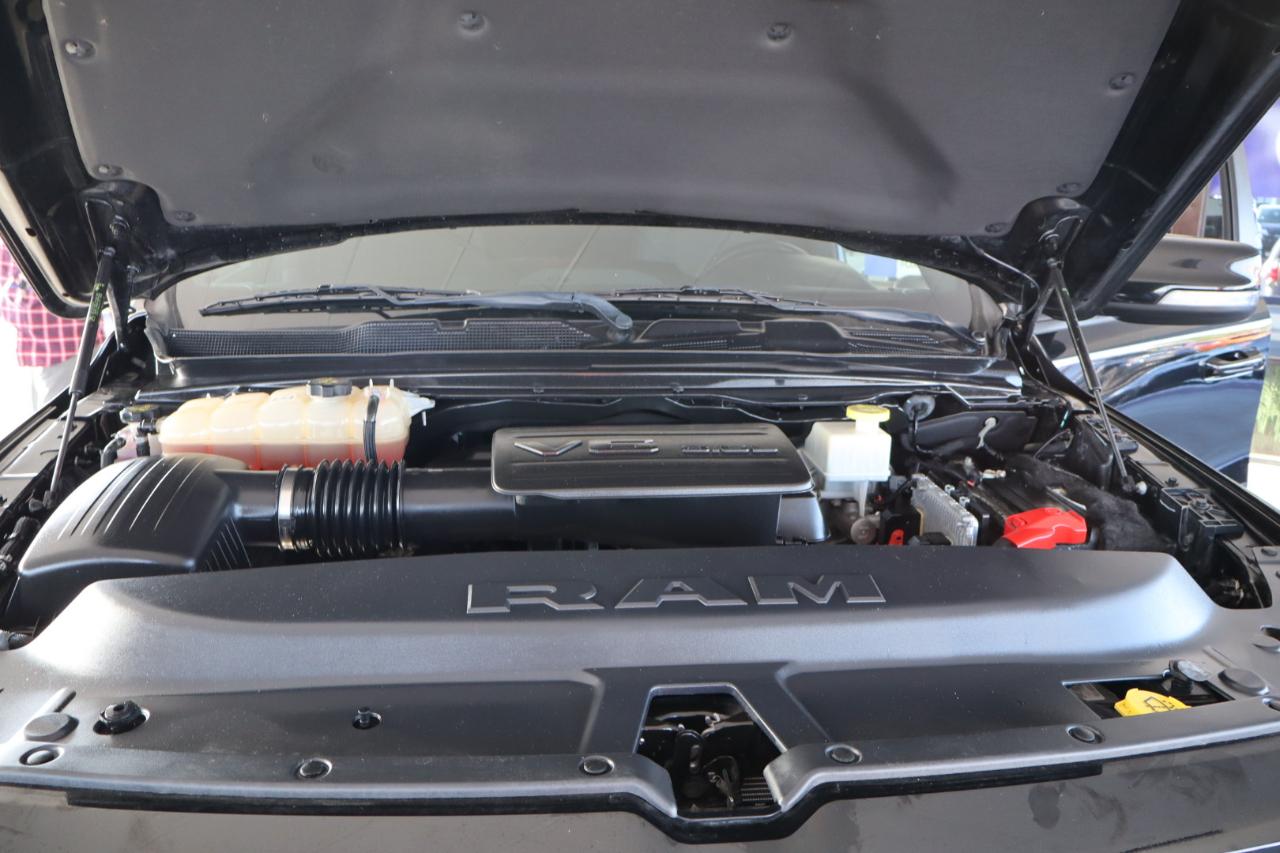 RAM 1500 Big Horn 4x2 Crew Cab 5'7" Box 2021