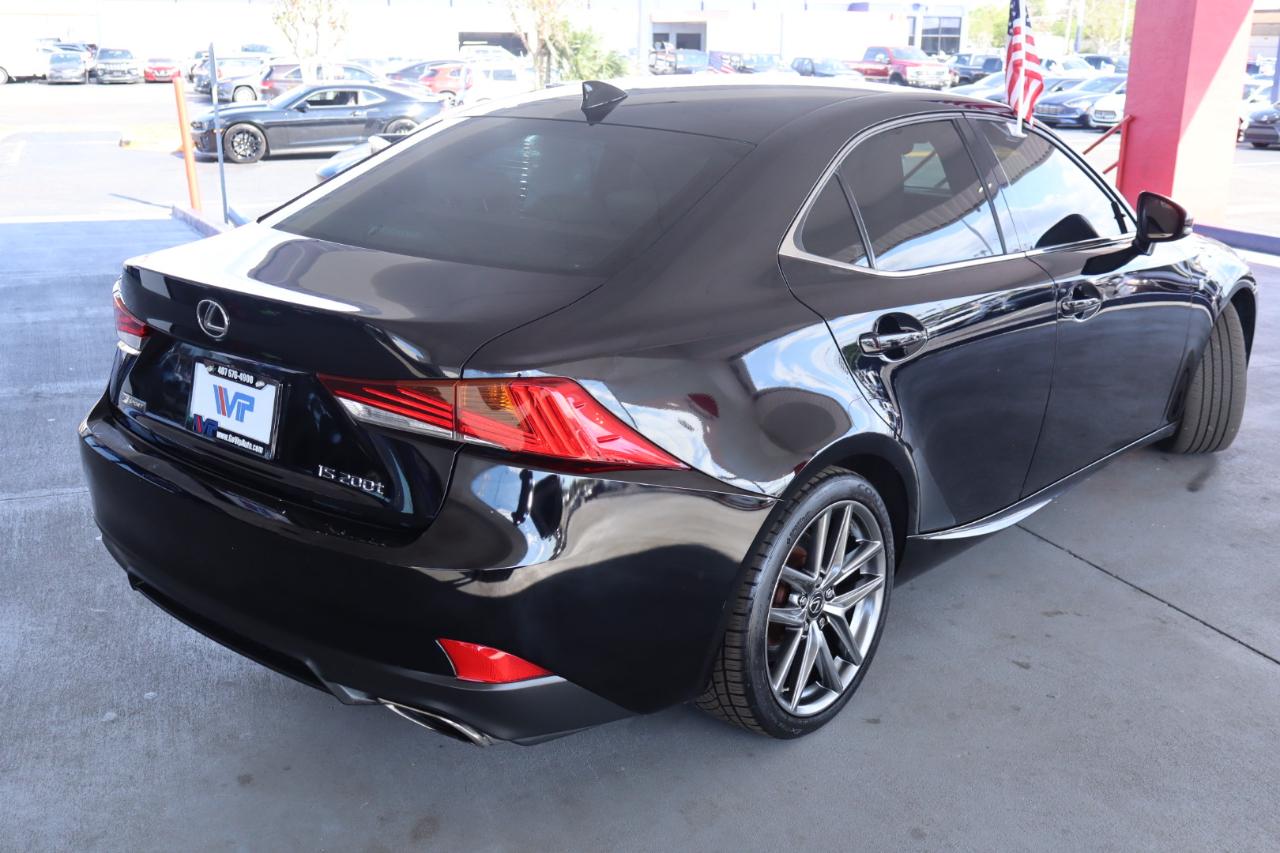 Lexus IS IS Turbo RWD 2017