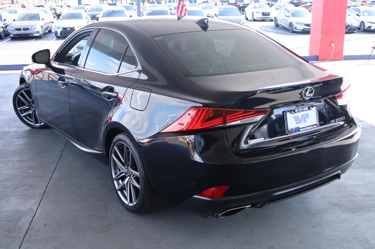 Lexus IS IS Turbo RWD 2017