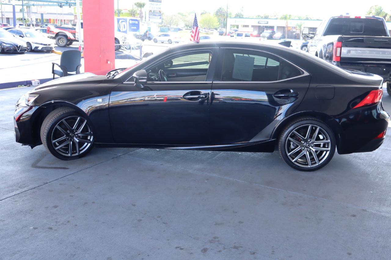 Lexus IS IS Turbo RWD 2017