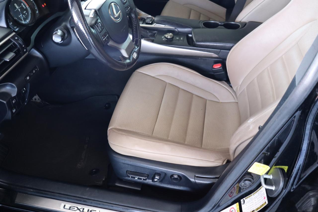 Lexus IS IS Turbo RWD 2017