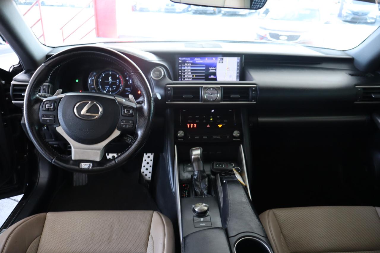 Lexus IS IS Turbo RWD 2017