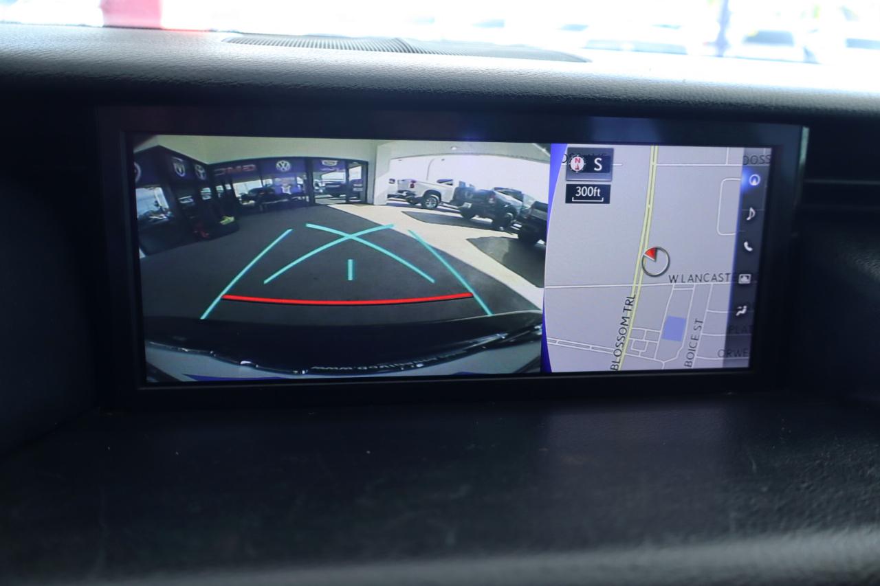 Lexus IS IS Turbo RWD 2017