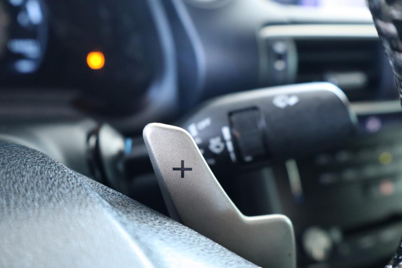 Lexus IS IS Turbo RWD 2017