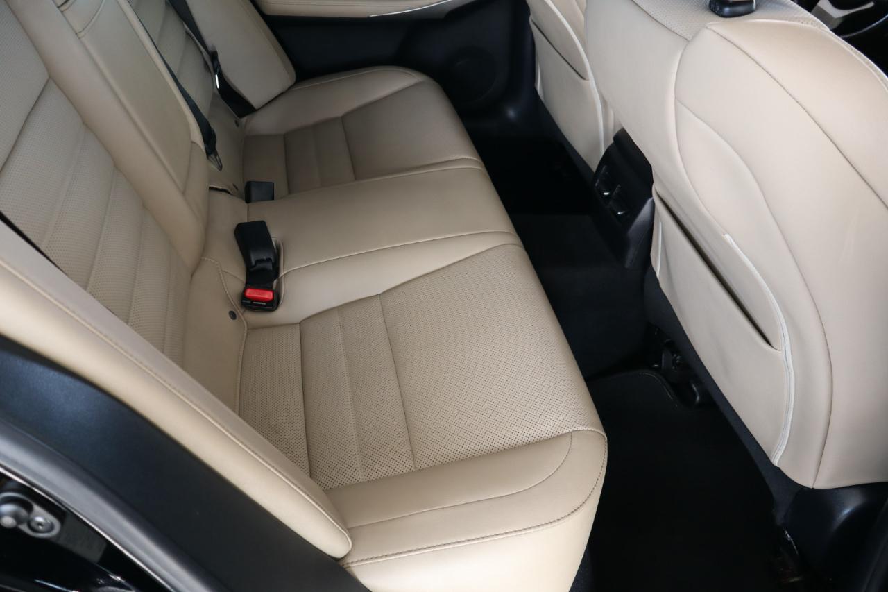 Lexus IS IS Turbo RWD 2017