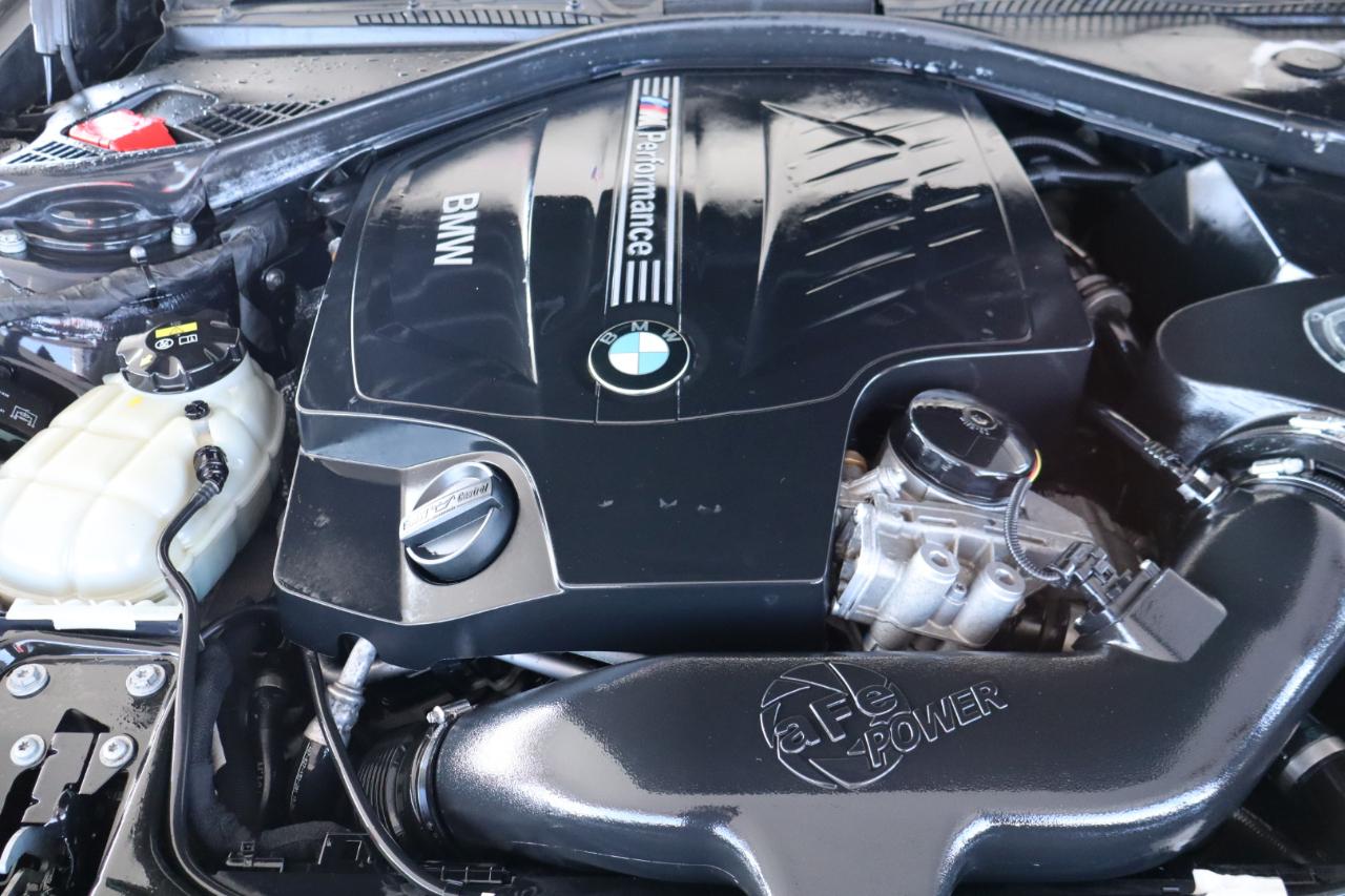 BMW 2 Series 2dr Cpe M235i RWD 2014