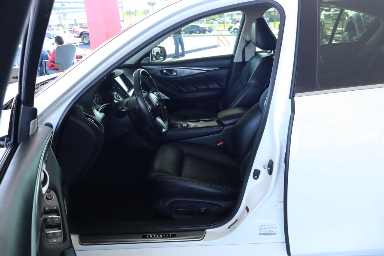 Infiniti Q50 3.0t Sport RWD 2020