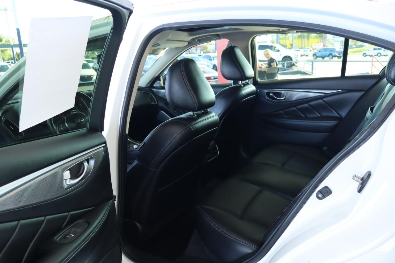 Infiniti Q50 3.0t Sport RWD 2020