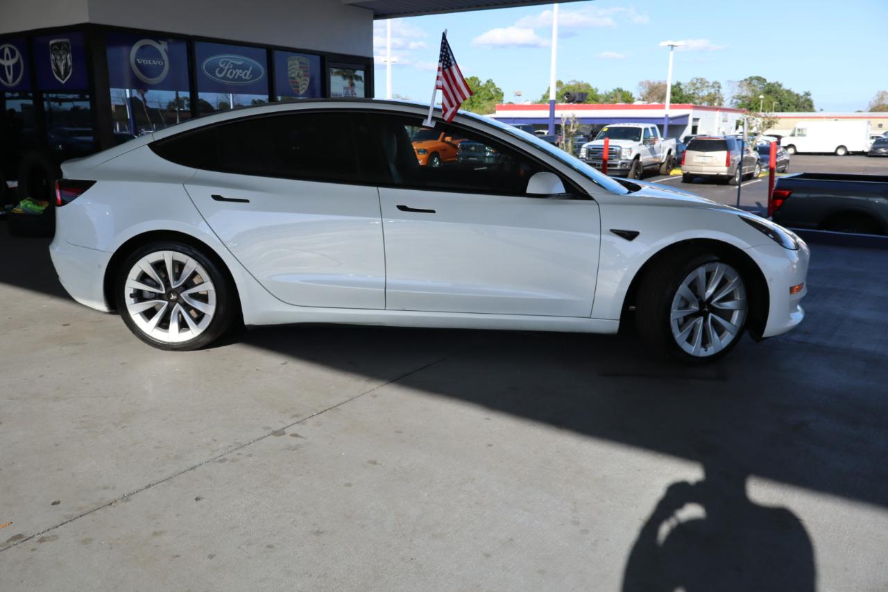 Tesla Model 3 Standard Range Plus RWD 2021