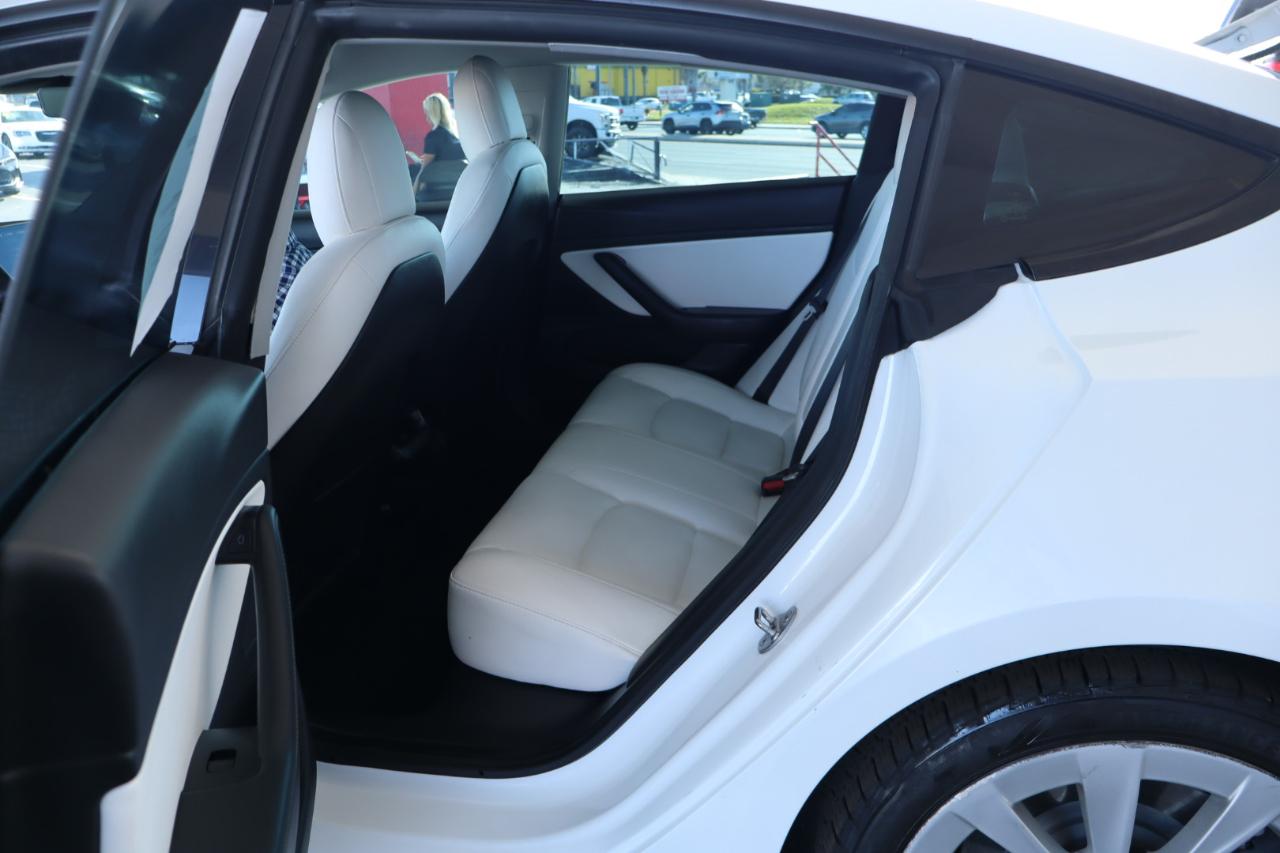 Tesla Model 3 Standard Range Plus RWD 2021