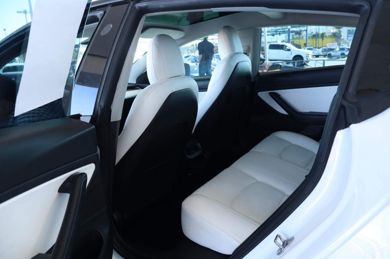 Tesla Model 3 Standard Range Plus RWD 2021