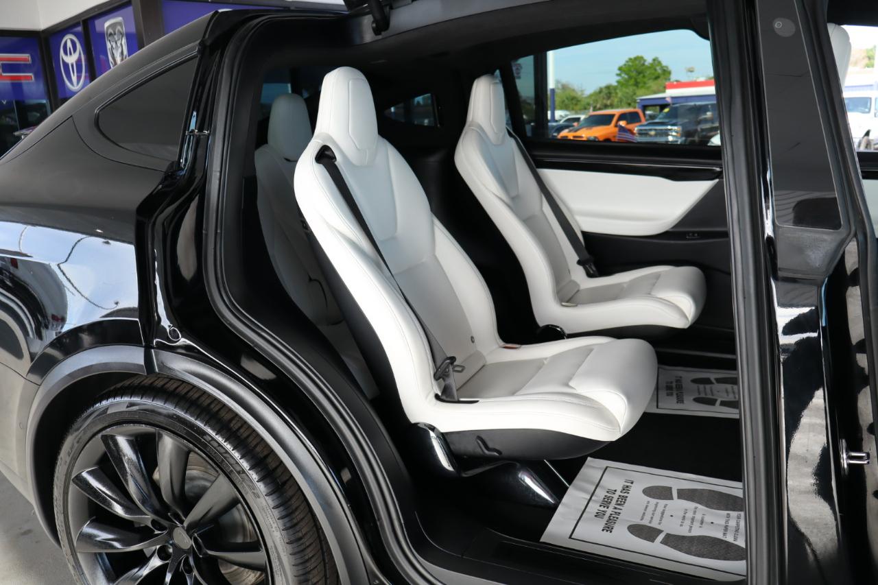 Tesla Model X Long Range AWD 2021