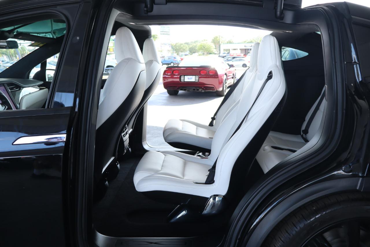 Tesla Model X Long Range Plus AWD 2021