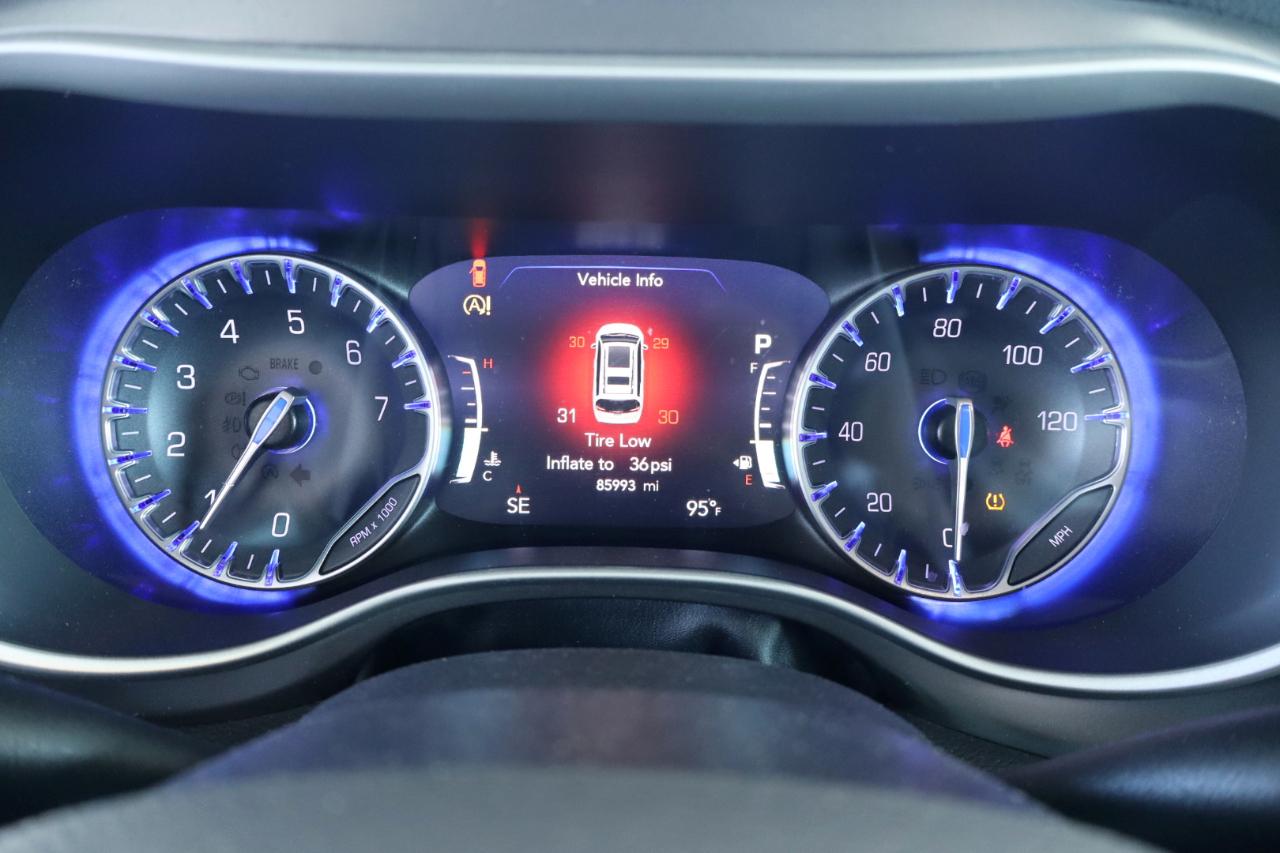 Chrysler Pacifica Touring L FWD 2021