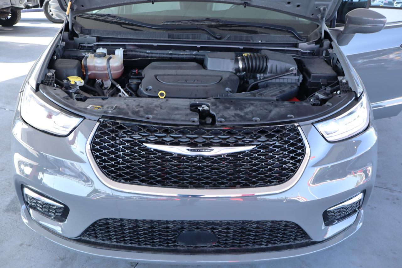 Chrysler Pacifica Touring L FWD 2021